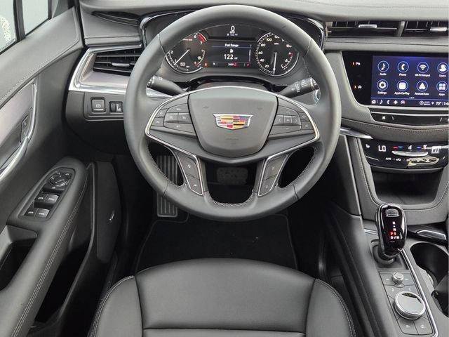 New 2026 Cadillac XT5 Luxury FWD image 18