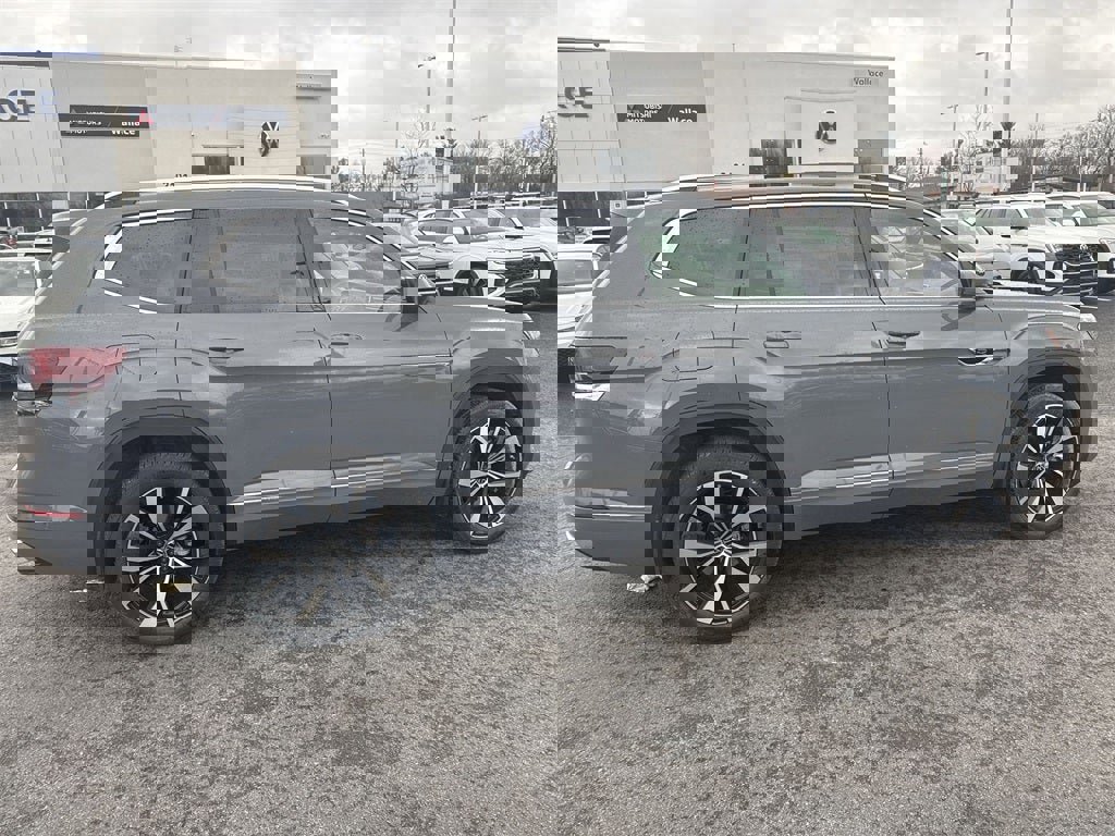 New 2025 Volkswagen Atlas SEL Premium R-Line image 4