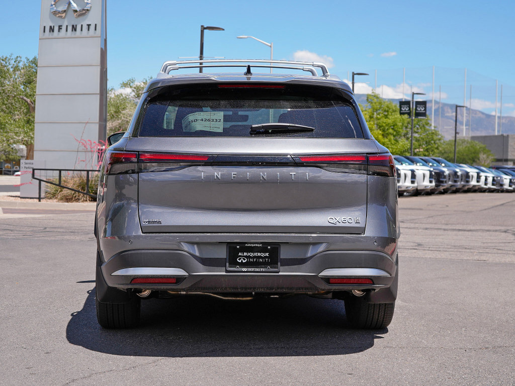Certified 2026 INFINITI QX60 Luxe w/ Cargo Package AWD/4WD image 8