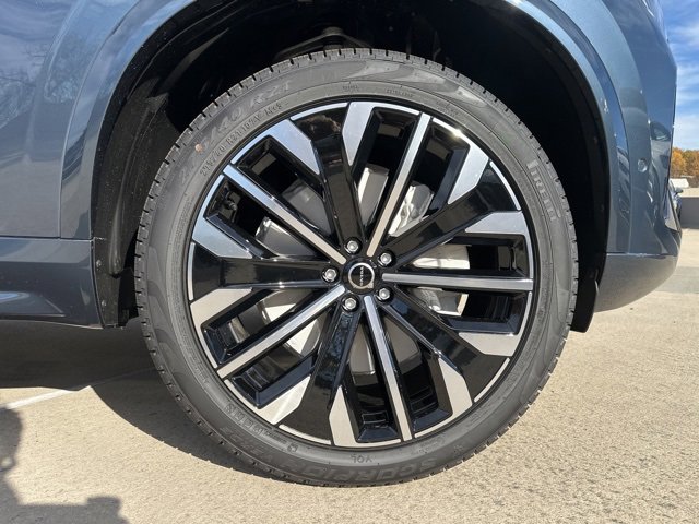 New 2026 Volvo XC90 B6 Ultra w/ Lounge Package image 9