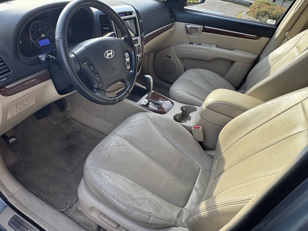 Used 2009 Hyundai Santa Fe Limited w/ Navigation Pkg 5 AWD/4WD image 13