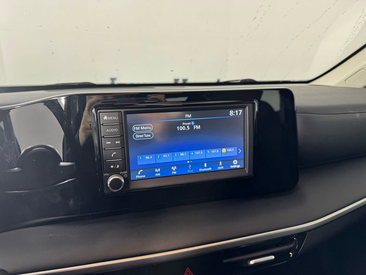 Used 2025 Nissan Kicks S image 15