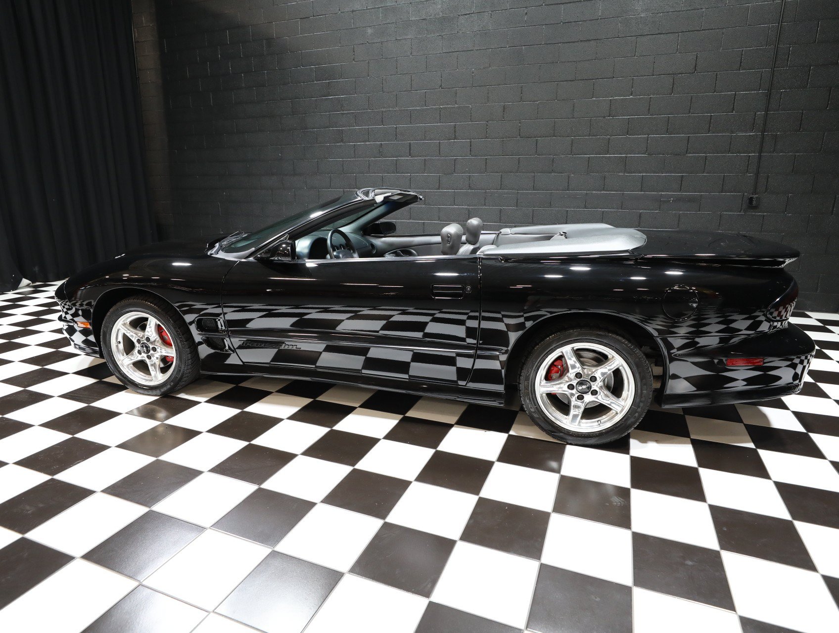 Used 1999 Pontiac Firebird Trans Am RWD image 37