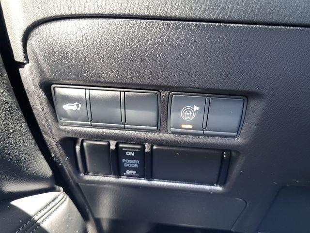 Used 2021 Nissan Armada SL image 18