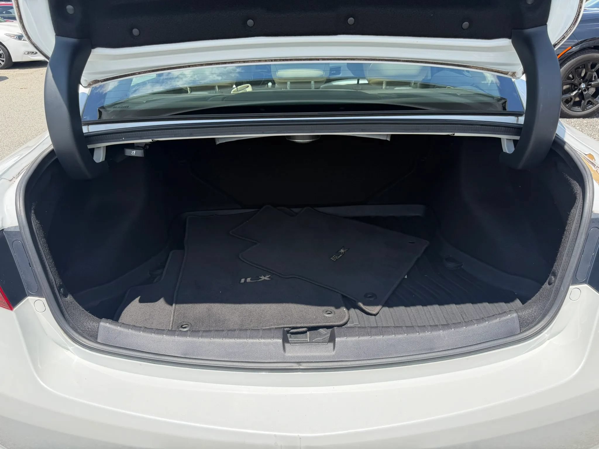 Used 2016 Acura ILX FWD image 65