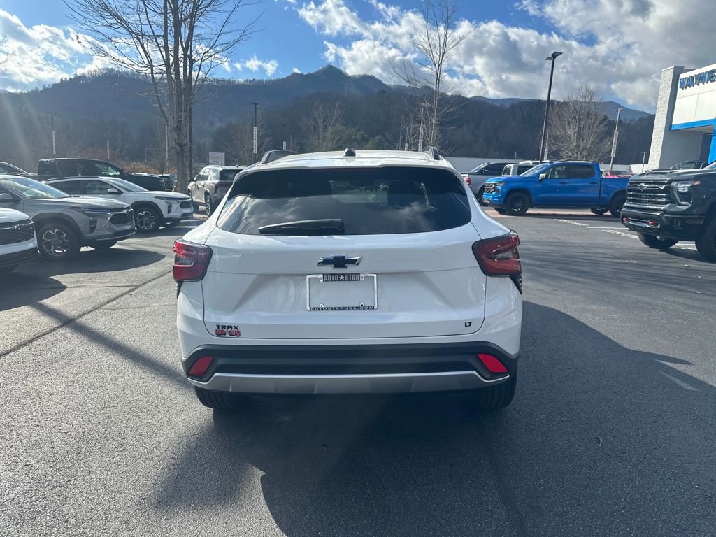 New 2025 Chevrolet Trax LT w/ LT Convenience Package image 30