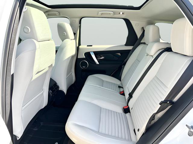 Certified 2025 Land Rover Discovery Sport S image 31