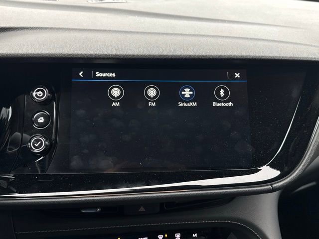 Used 2022 Buick Envision Avenir w/ Technology Package II image 37