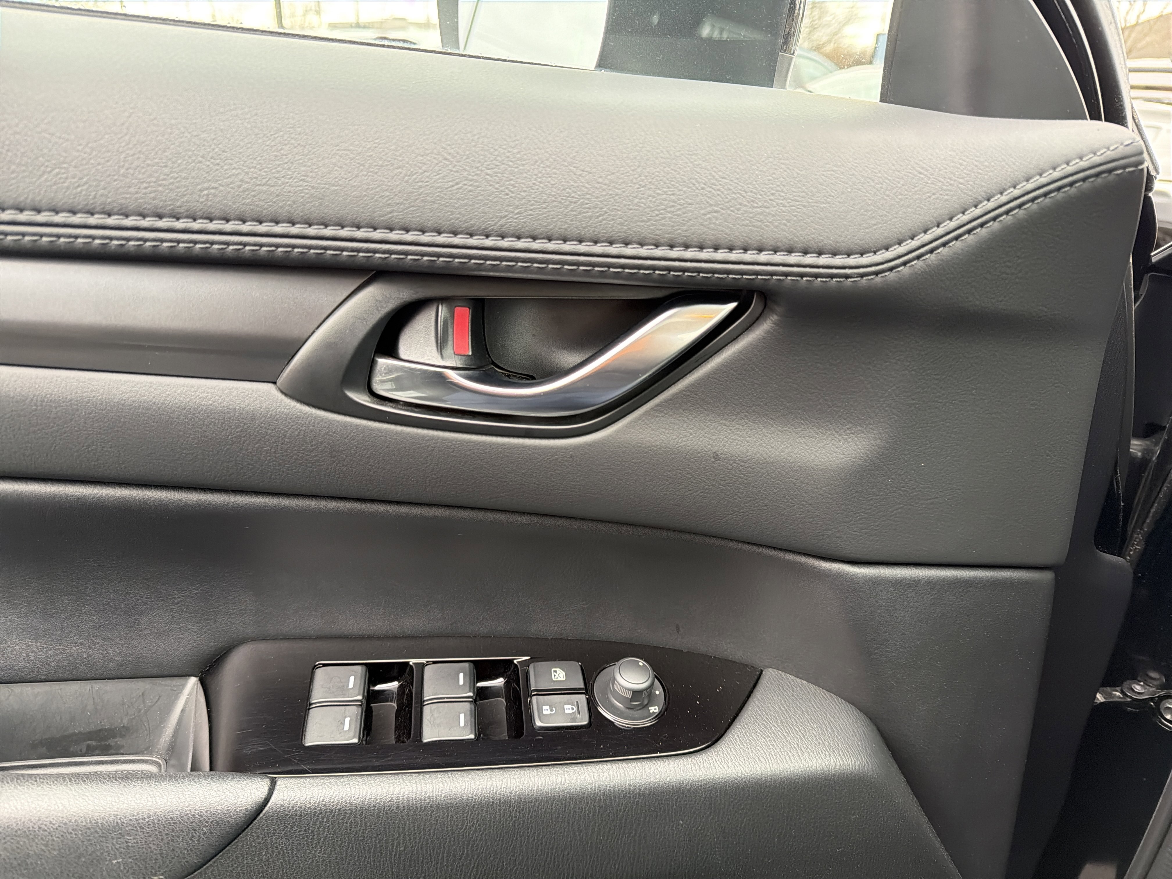 Used 2023 MAZDA CX-5 AWD 2.5 S image 15