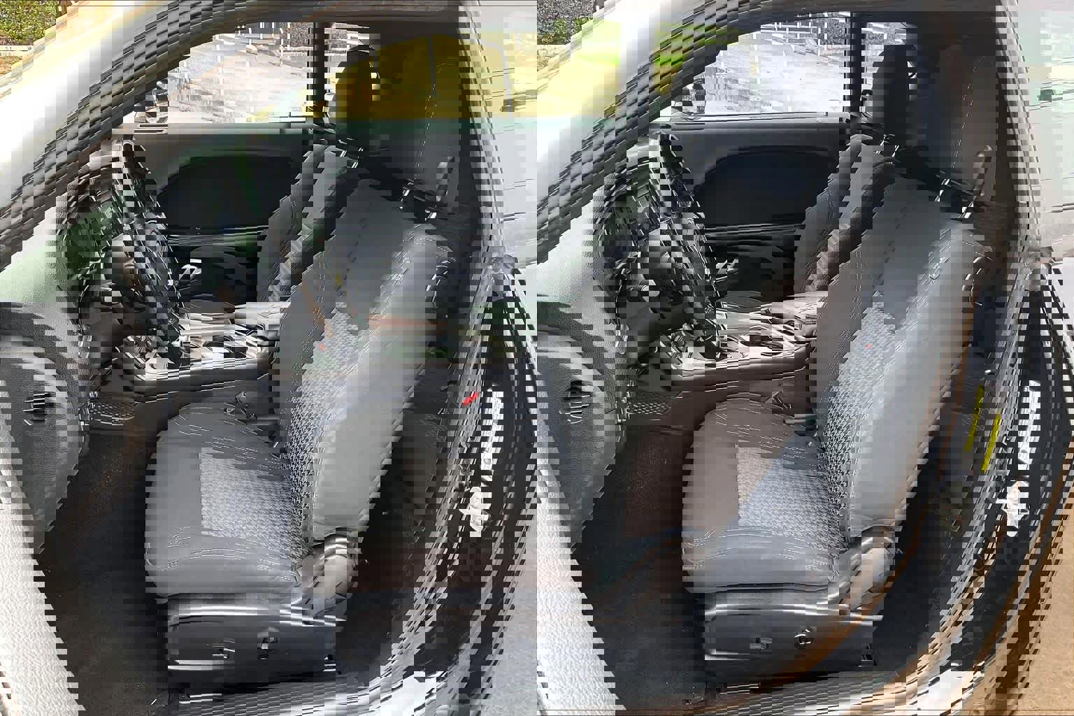 Used 2021 Dodge Challenger SXT w/ Blacktop Package image 7