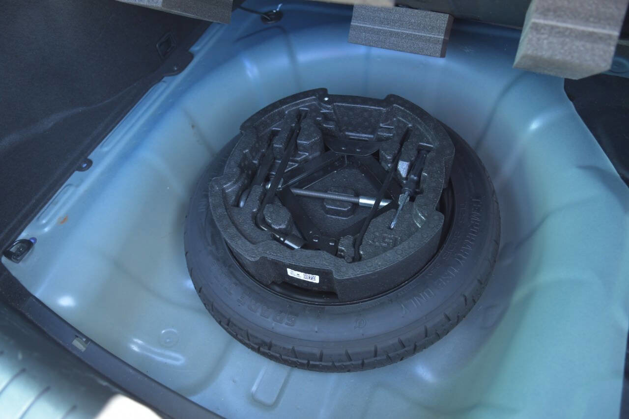 Used 2019 Hyundai Accent SE image 40