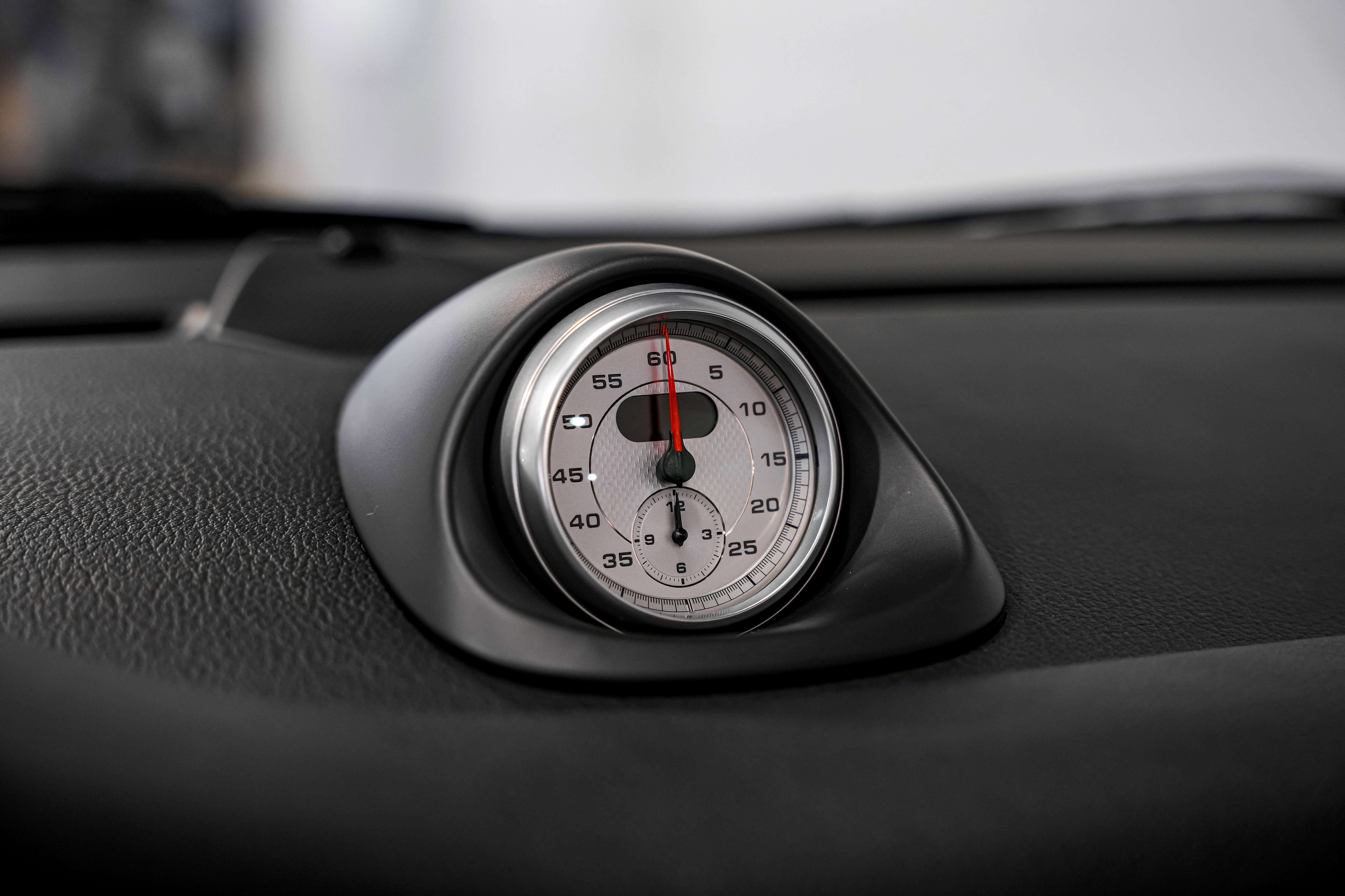 Used 2011 Porsche 911 Carrera 4S image 12