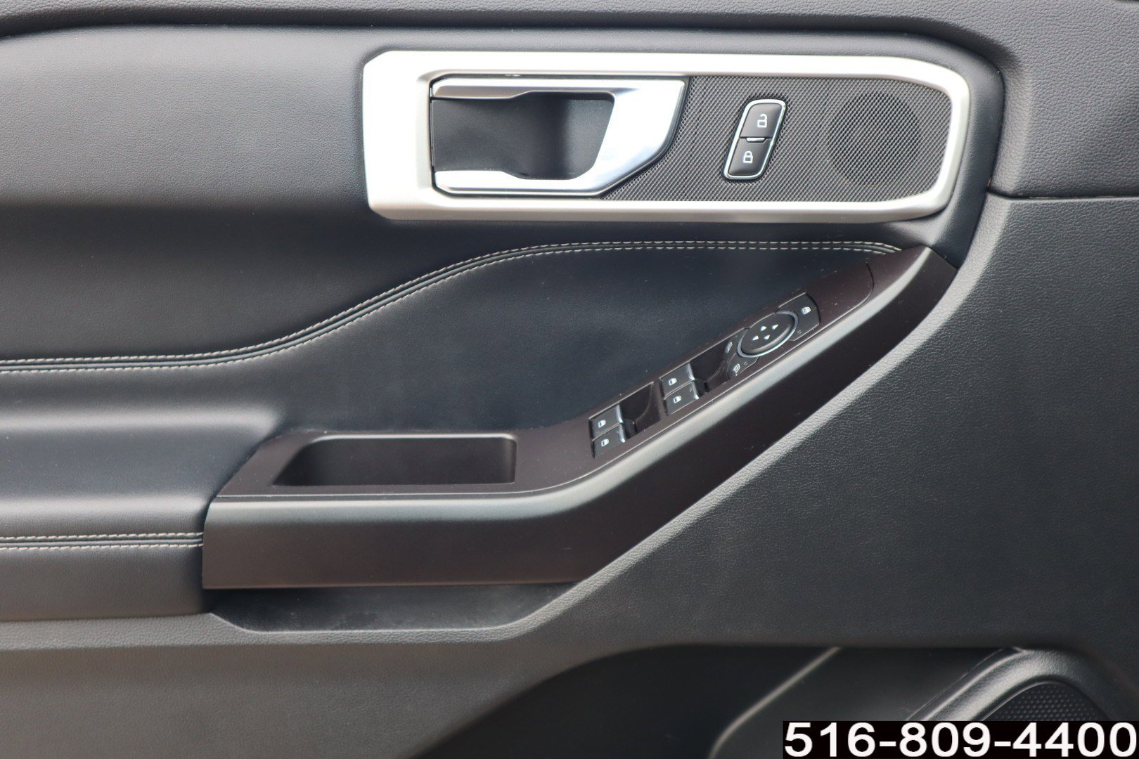 Used 2020 Ford Explorer XLT w/ Equipment Group 202A image 19