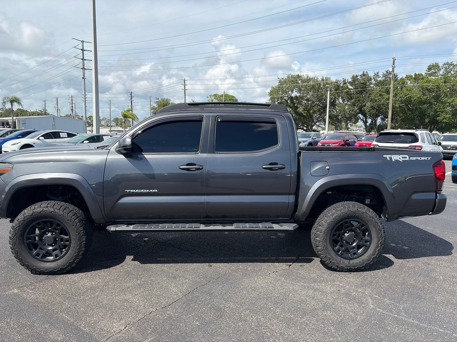 Used 2019 Toyota Tacoma TRD Sport RWD image 4