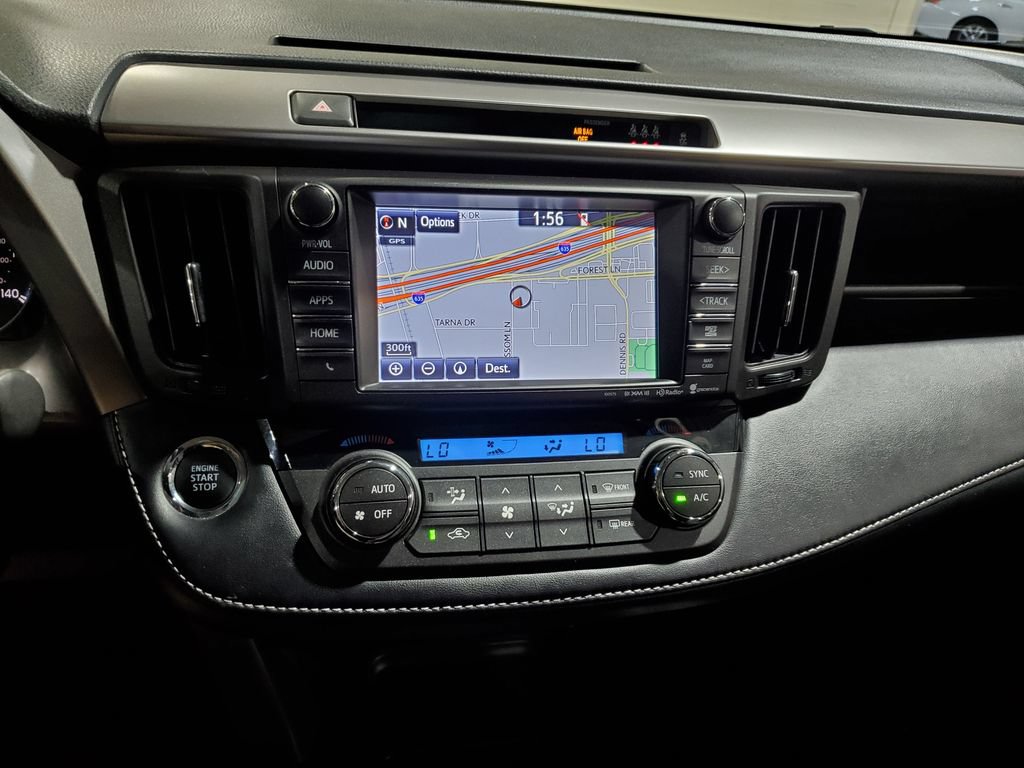 Used 2018 Toyota RAV4 XLE FWD image 25