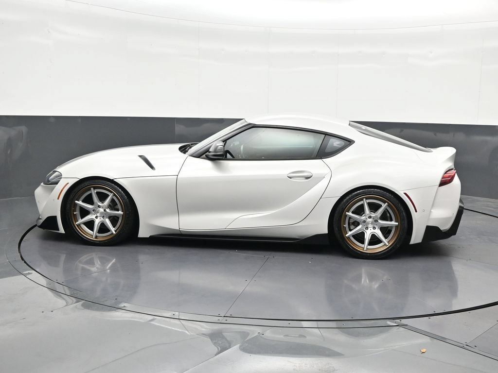 Used 2021 Toyota Supra w/ Safety & Technology Package RWD image 2