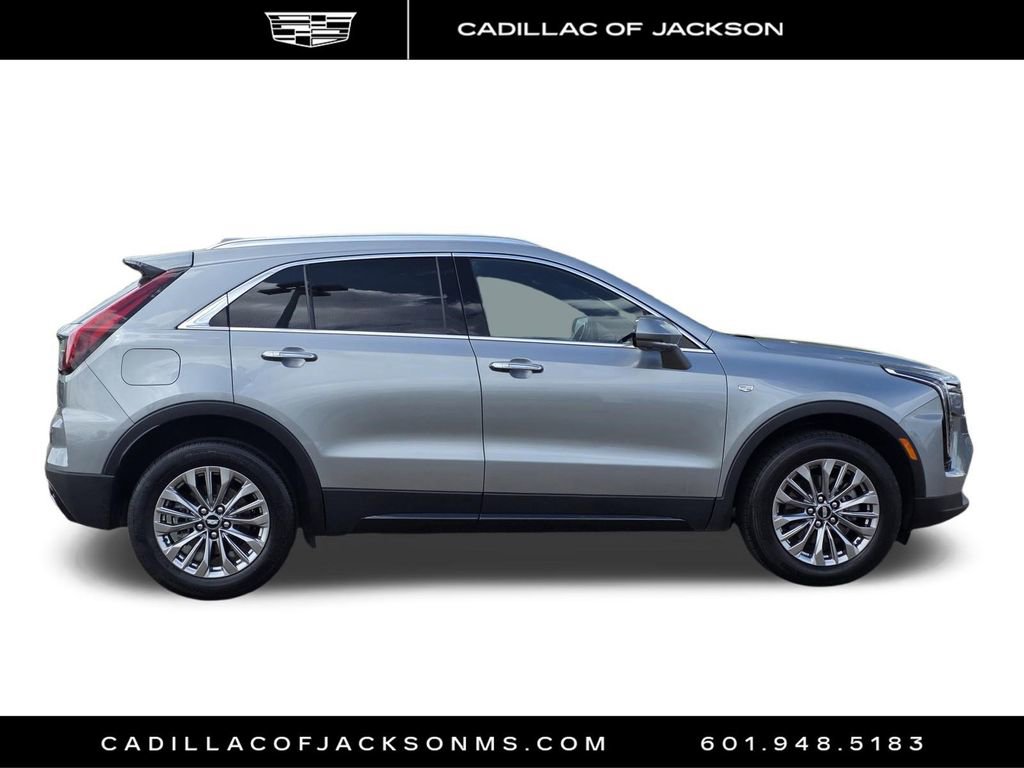 Certified 2025 Cadillac XT4 Premium Luxury image 4