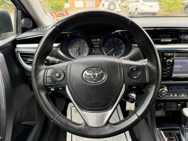 Used 2015 Toyota Corolla S Premium image 14