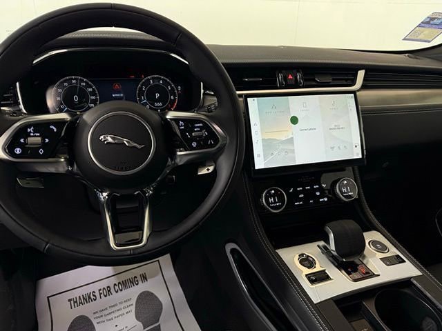 Certified 2026 Jaguar F-PACE R-Dynamic S image 29