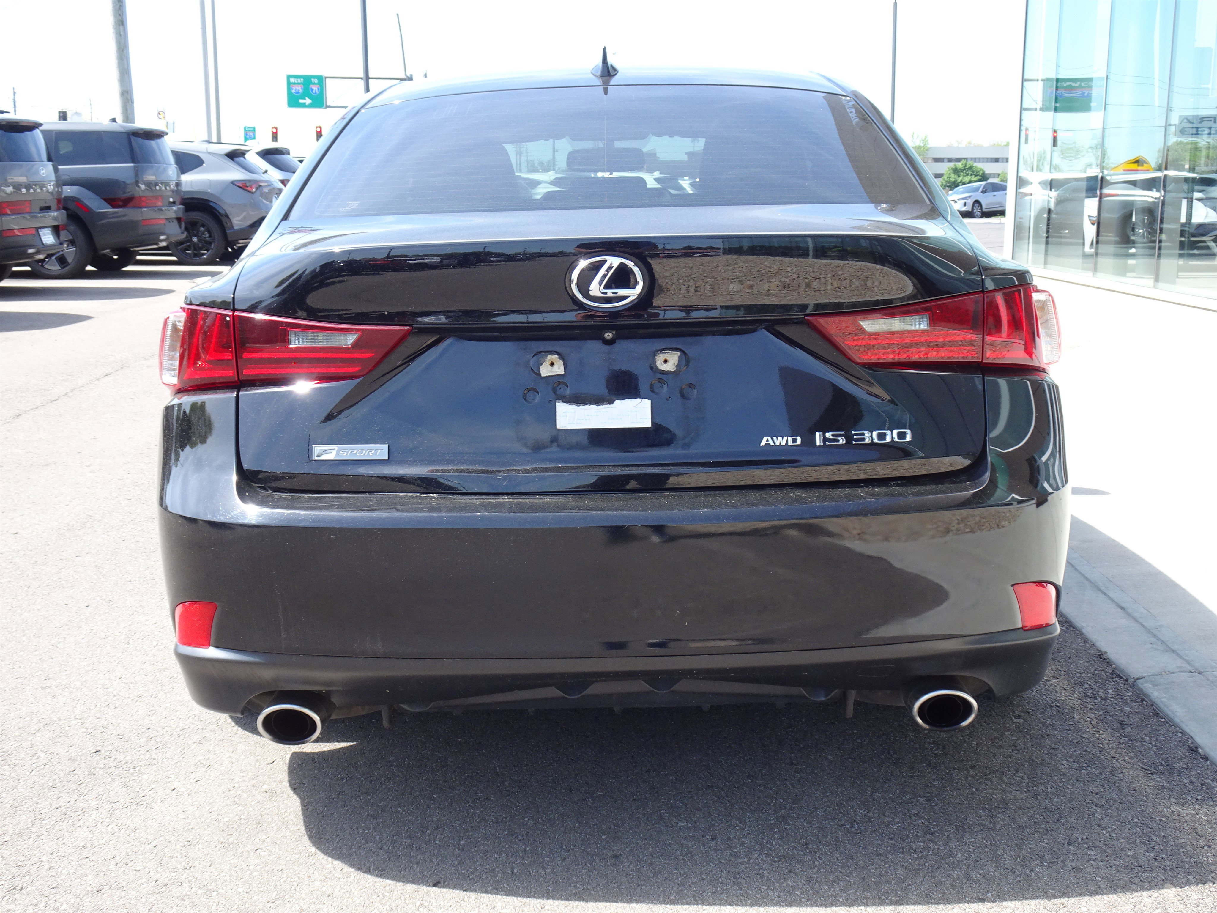 Used 2016 Lexus IS 300 AWD w/ F Sport Package image 4
