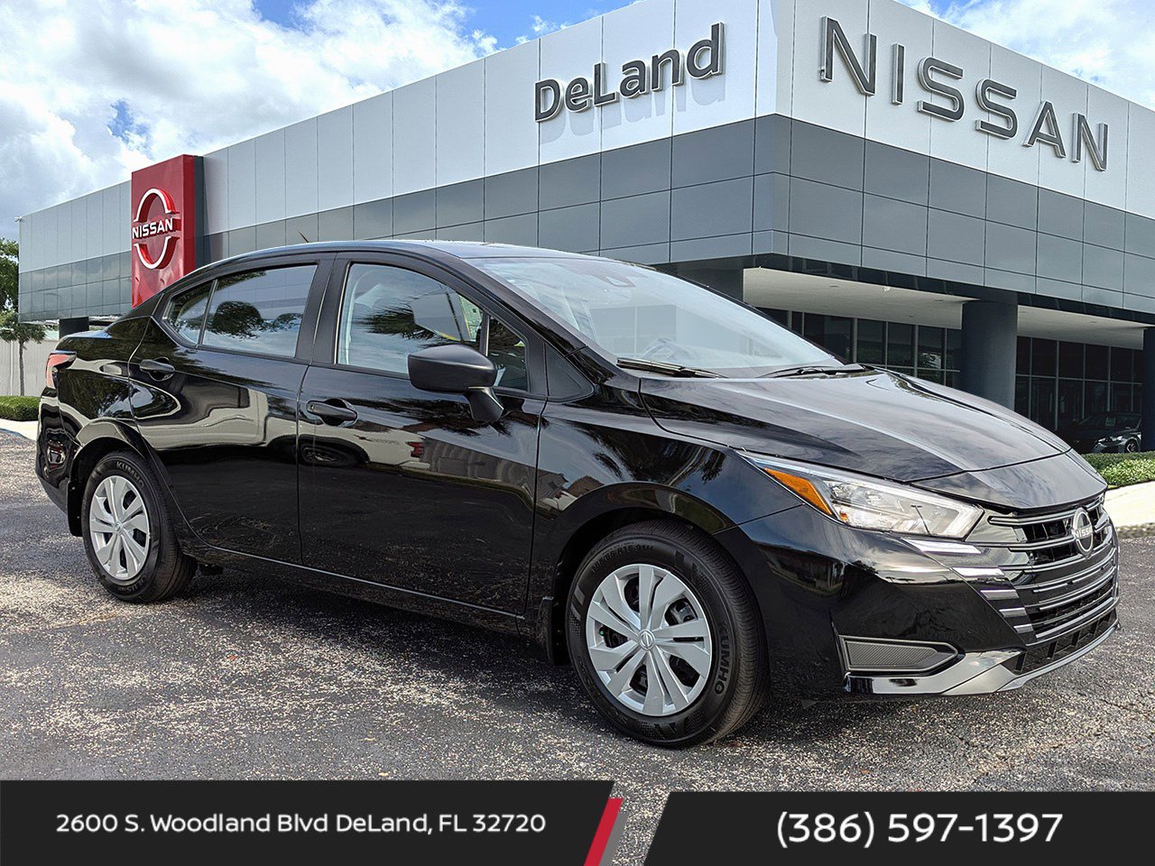 New 2025 Nissan Versa S w/ Trunk Package