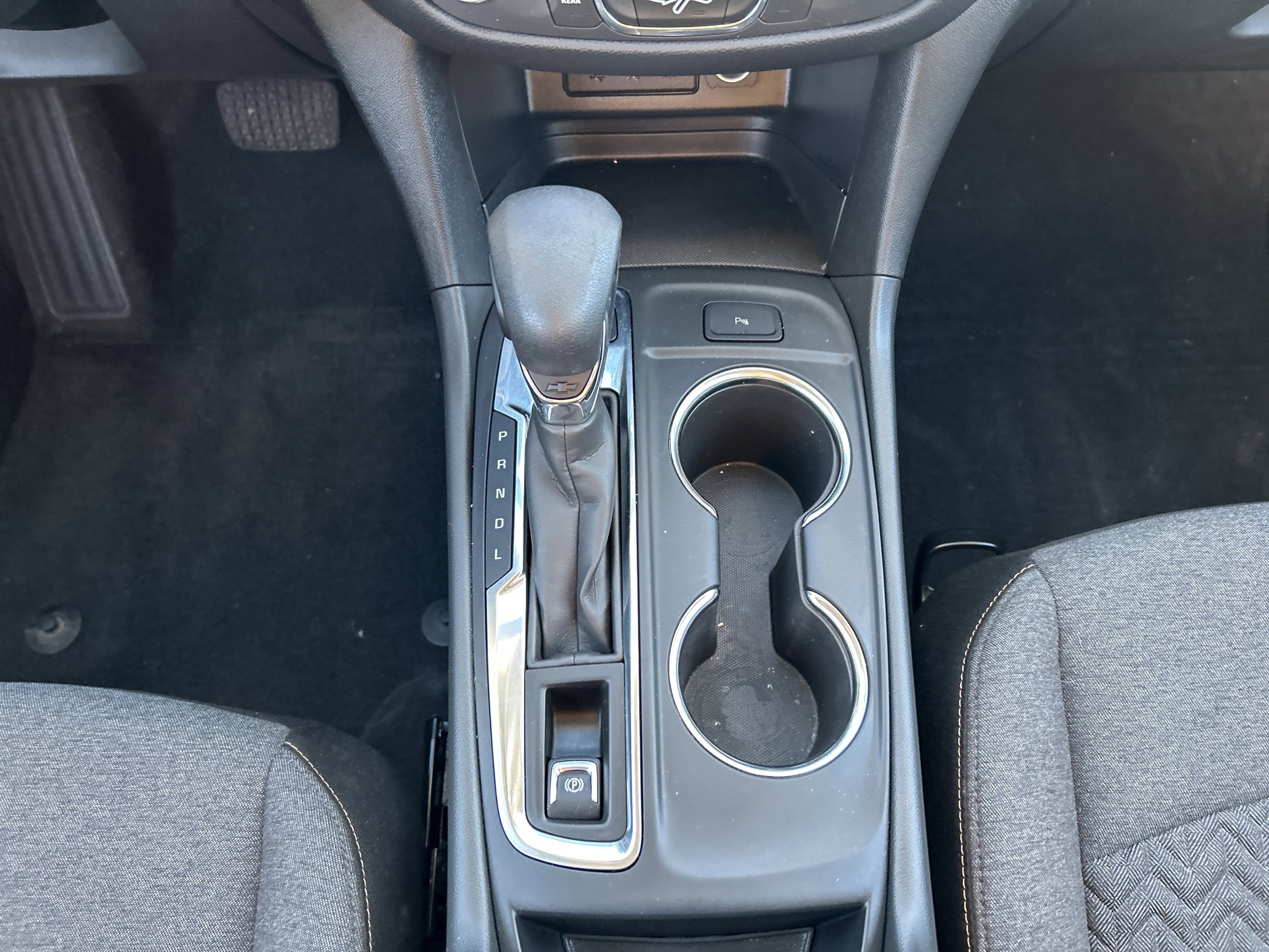 Used 2023 Chevrolet Equinox LT w/ LPO, Floor Liner Package image 42