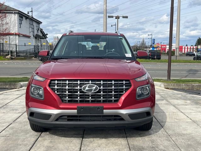 Certified 2025 Hyundai Venue SEL image 4