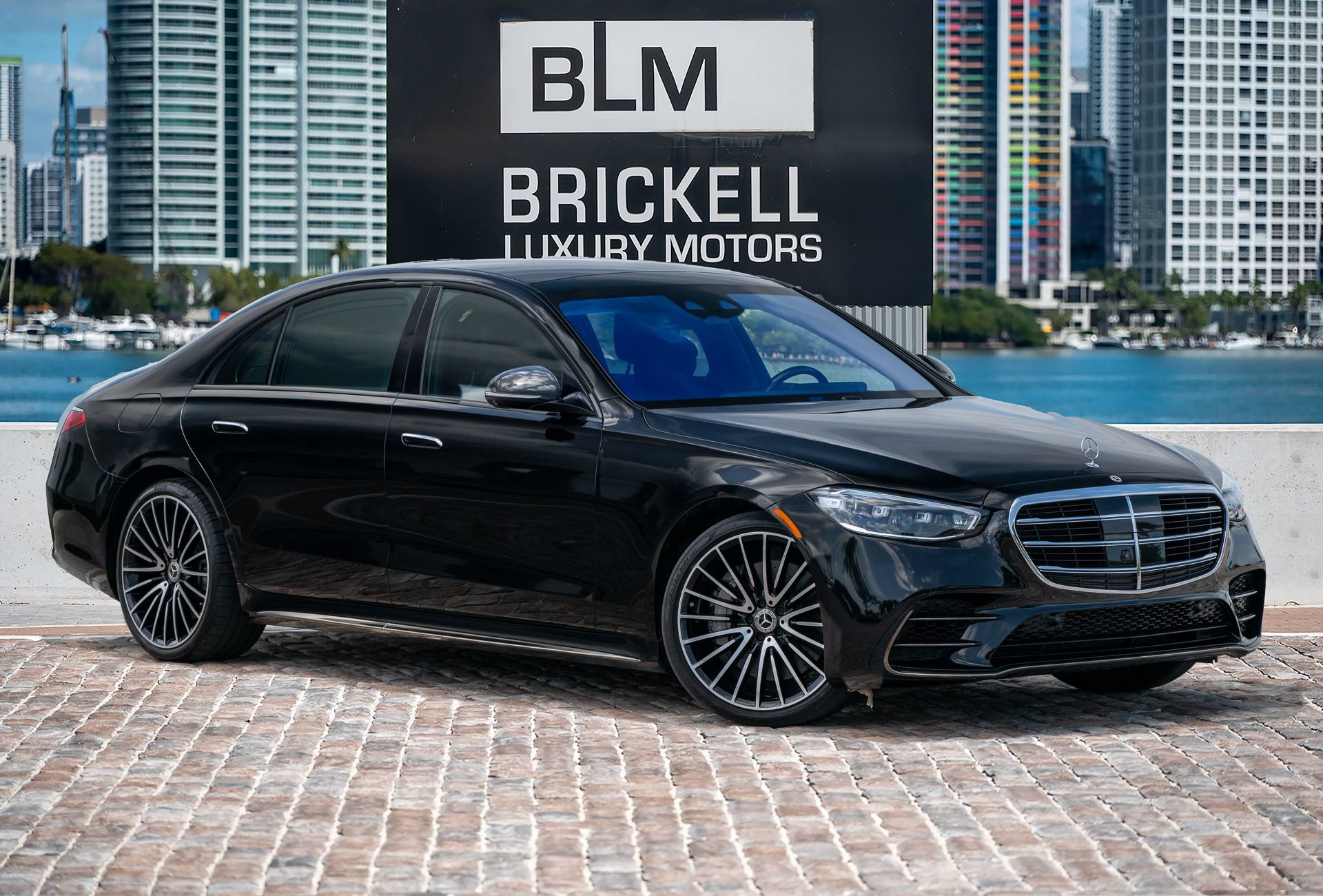 Used 2024 Mercedes-Benz S 580 4MATIC Sedan w/ AMG Line image 1