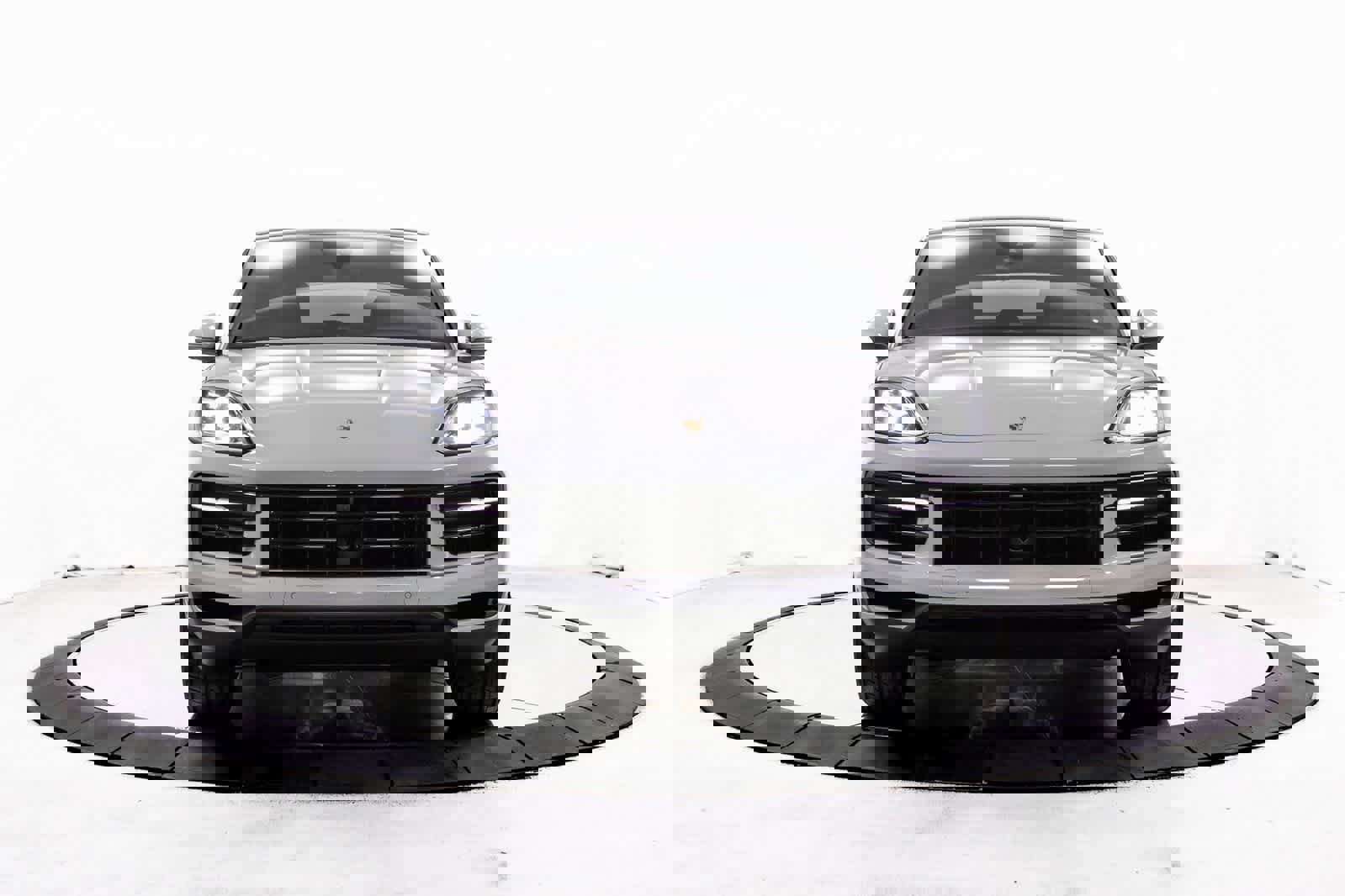 New 2026 Porsche Cayenne S image 10