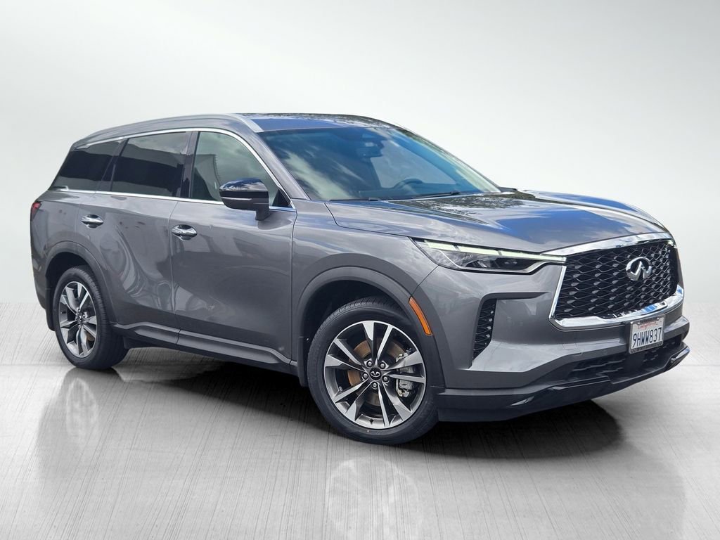 Used 2023 INFINITI QX60 Luxe w/ Performance Audio Package image 1