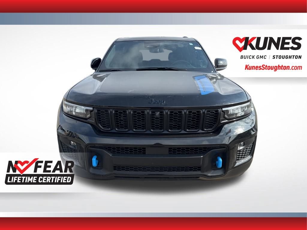 Used 2023 Jeep Grand Cherokee Trailhawk w/ Luxury Tech Group III image 5