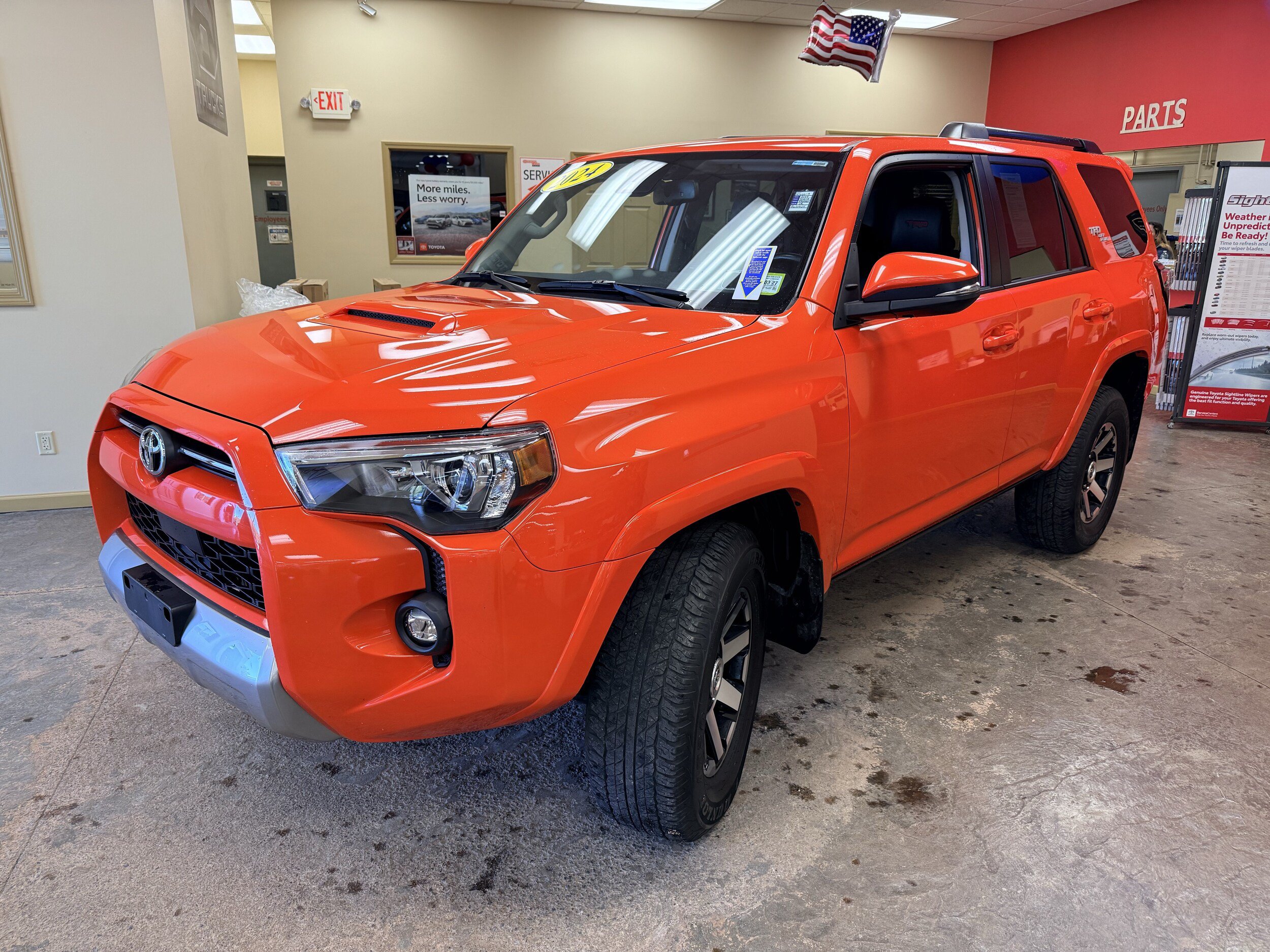Used 2024 Toyota 4Runner TRD Off-Road Premium w/ Moonroof Package AWD/4WD image 3