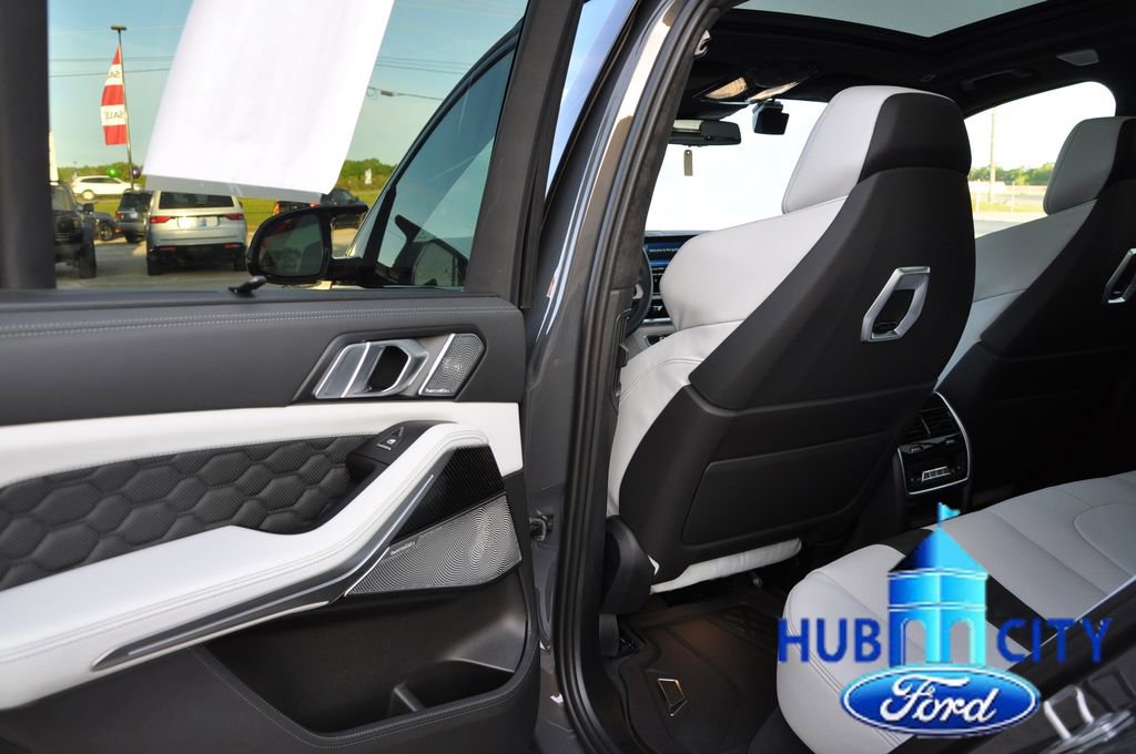 Used 2024 BMW X5 M Competition w/ Executive Package image 13