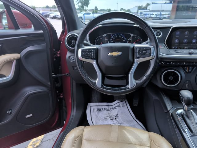 Used 2019 Chevrolet Blazer Premier w/ Sun and Wheels Package AWD/4WD image 3