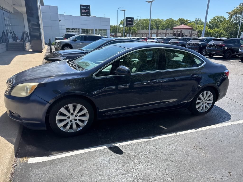 Used 2015 Buick Verano FWD image 5