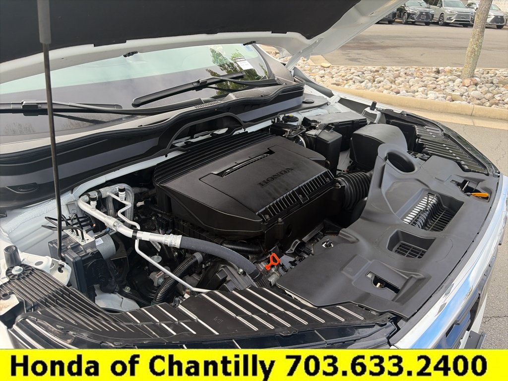 Used 2025 Honda Pilot Touring image 30