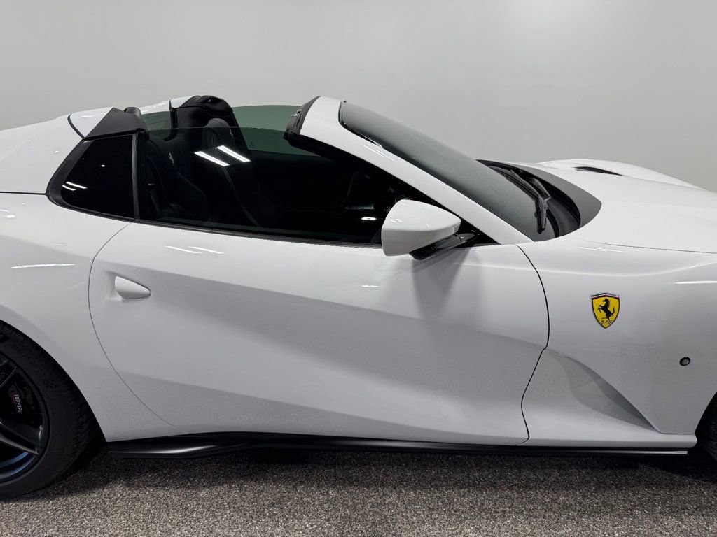 Used 2023 Ferrari 812 GTS RWD image 10