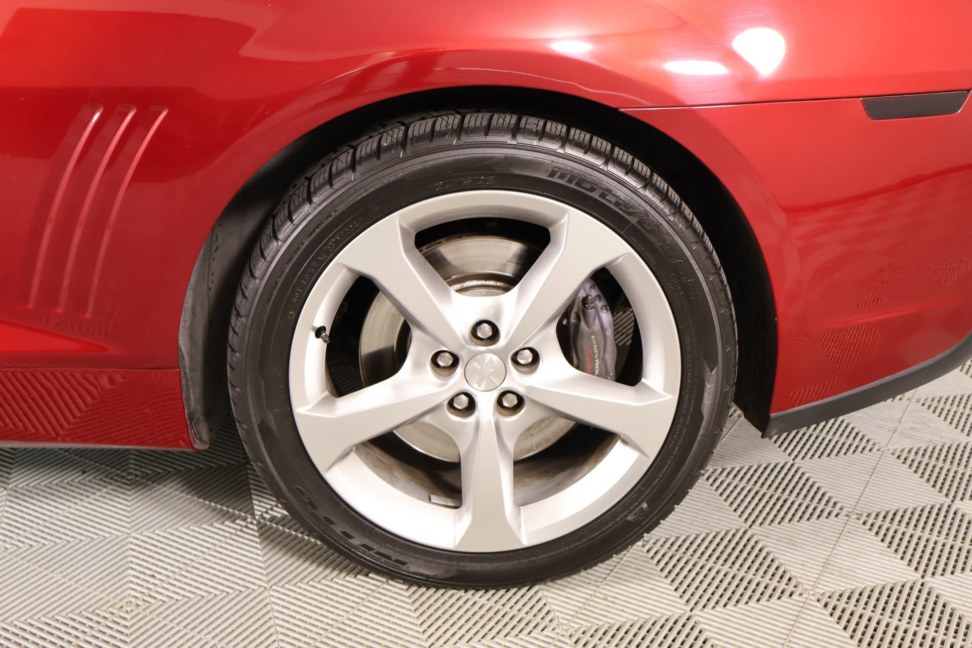 Used 2015 Chevrolet Camaro SS w/ RS Package RWD image 16
