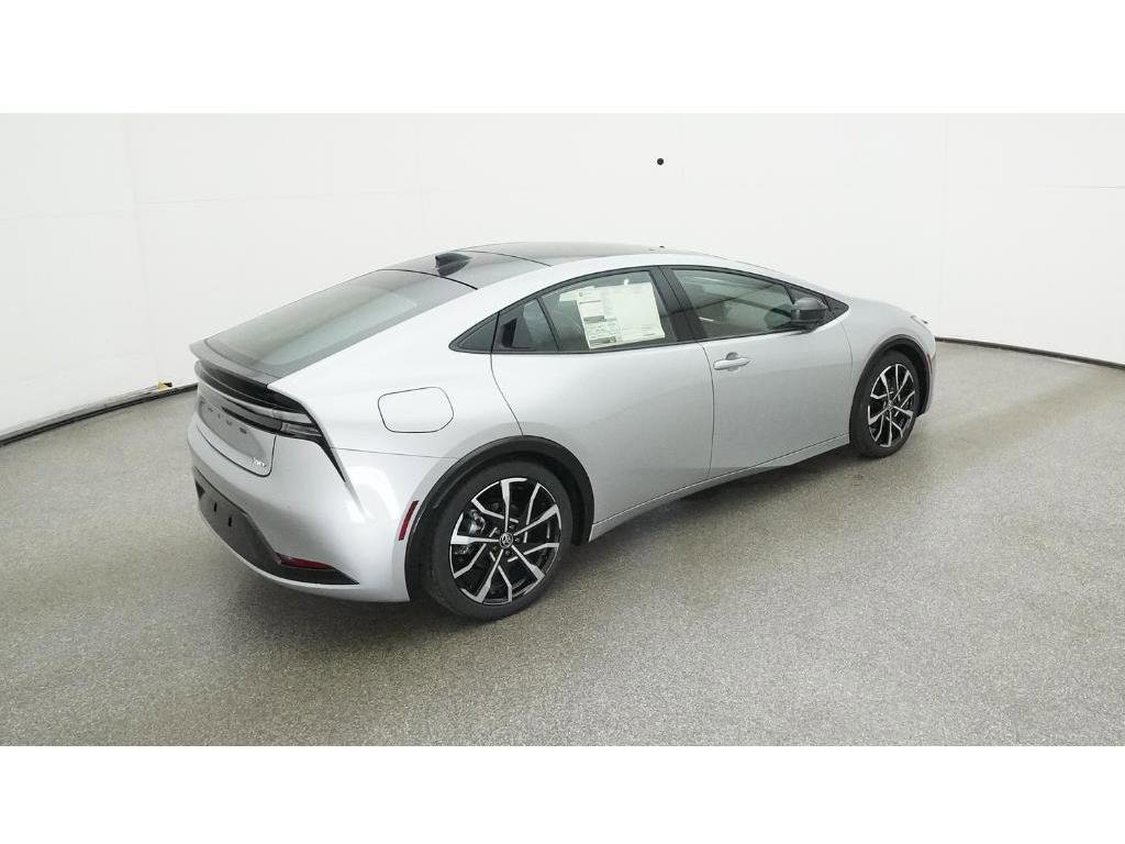 New 2026 Toyota Prius Plug-In Hybrid image 9