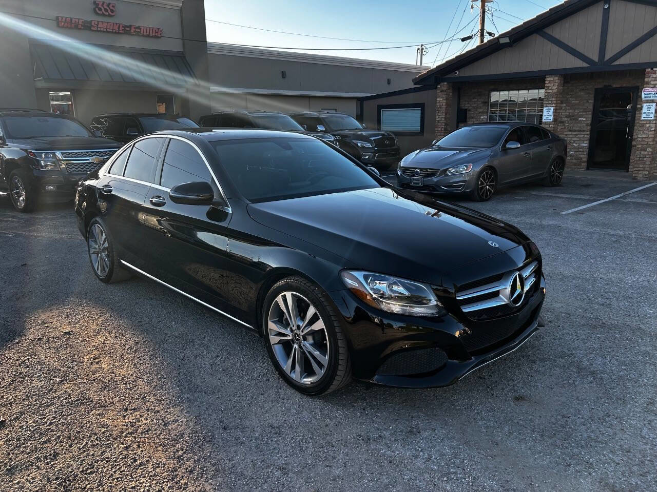 Used 2018 Mercedes-Benz C 300 Sedan w/ Premium Package image 3