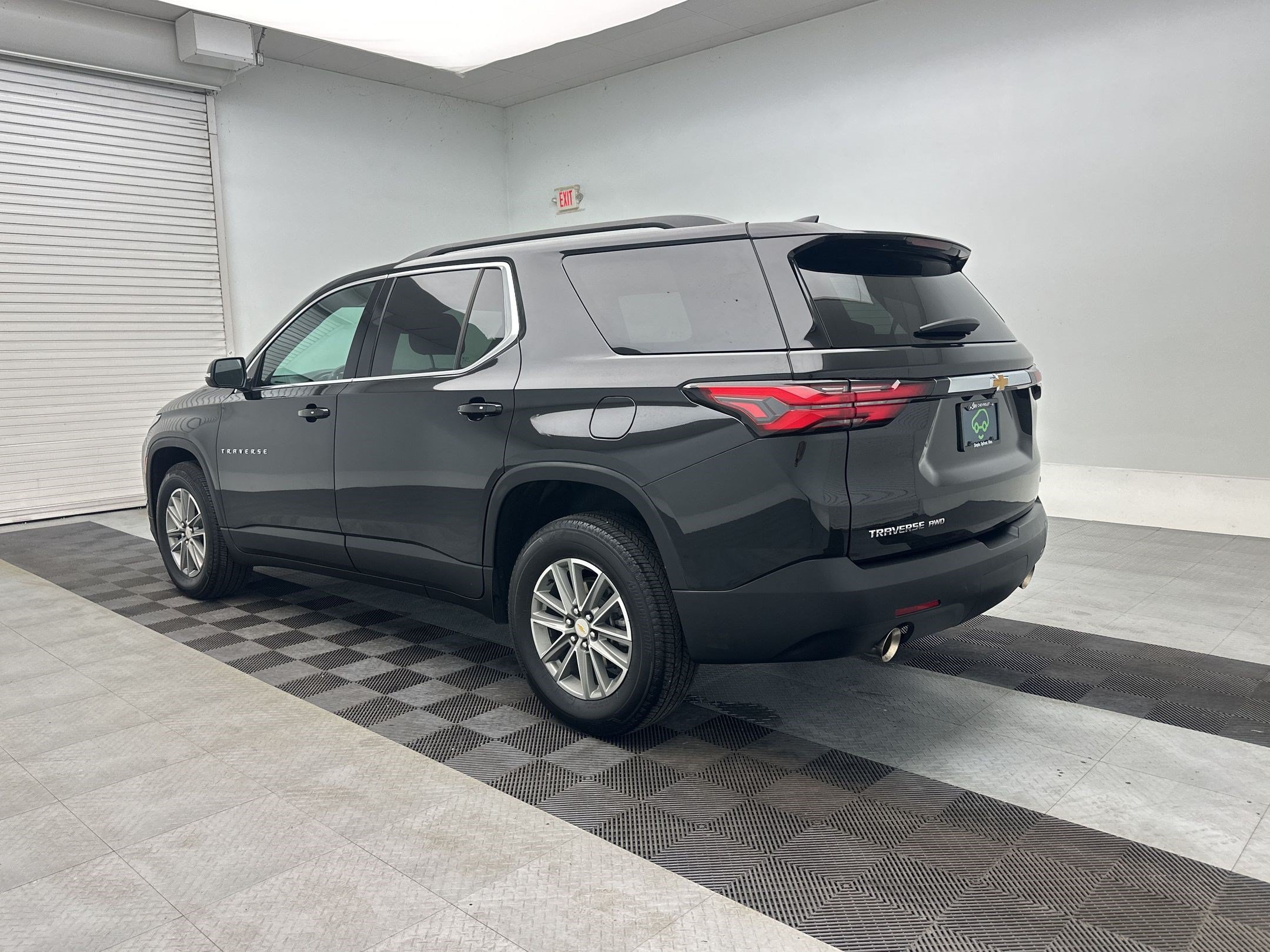 Certified 2023 Chevrolet Traverse LT w/ LPO, Floor Liner Package AWD/4WD image 3