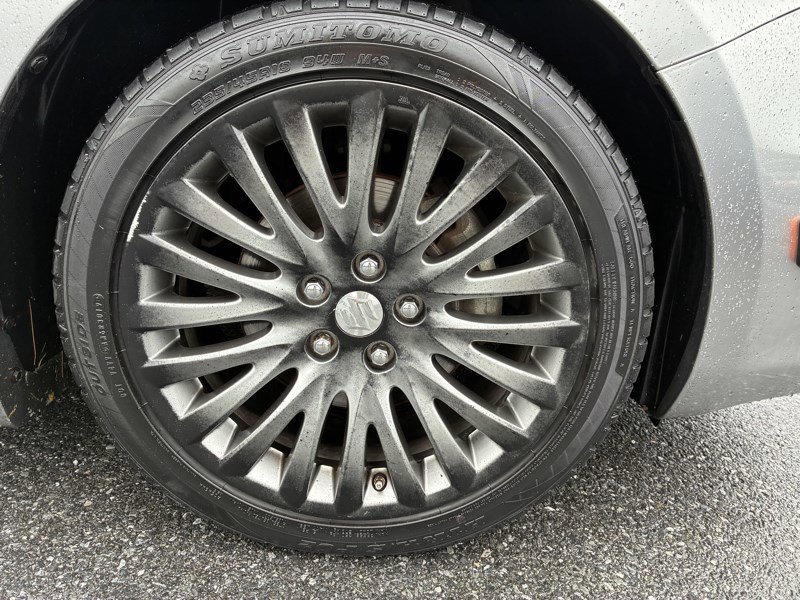 Used 2010 Suzuki Kizashi GTS AWD/4WD image 18