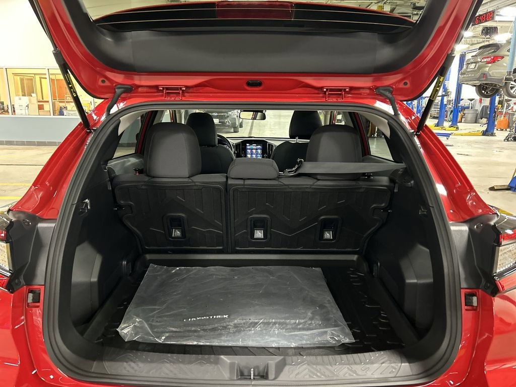 Certified 2025 Subaru Crosstrek 2.0i Premium image 27