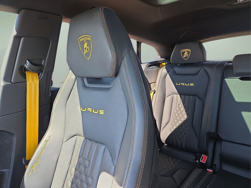 Used 2024 Lamborghini Urus Performante image 18