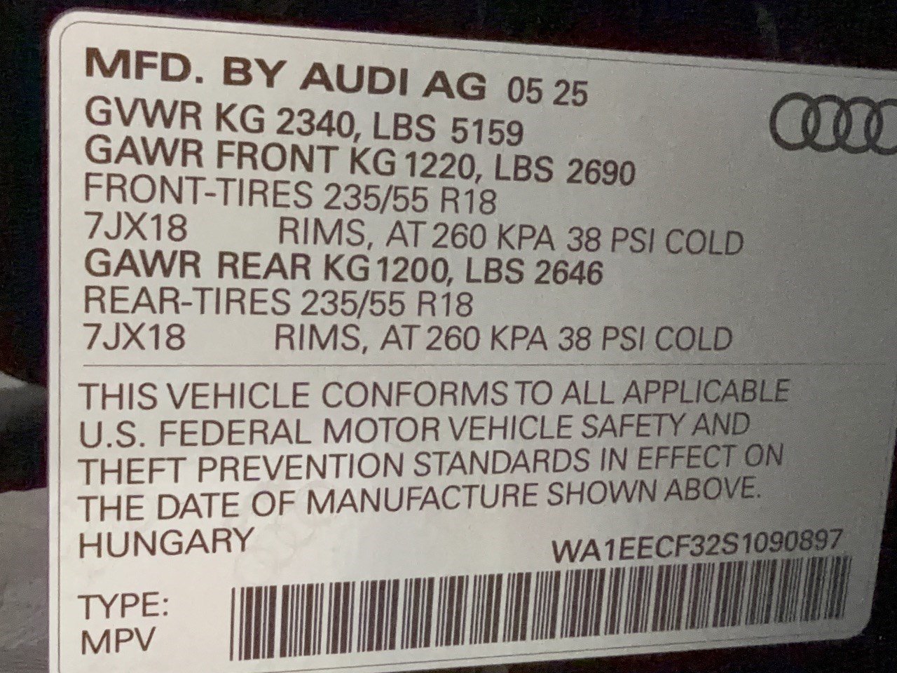 Certified 2025 Audi Q3 2.0T Premium Plus w/ Premium Plus Package AWD/4WD image 32