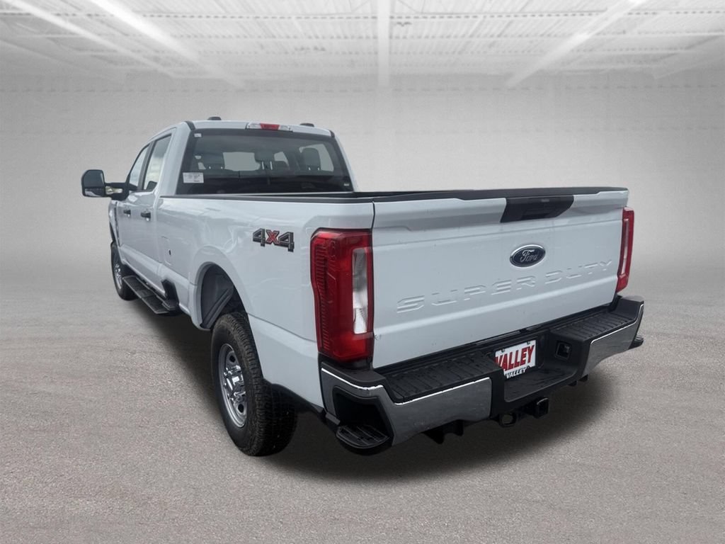 New 2026 Ford F250 XL w/ XL Chrome Package AWD/4WD image 7