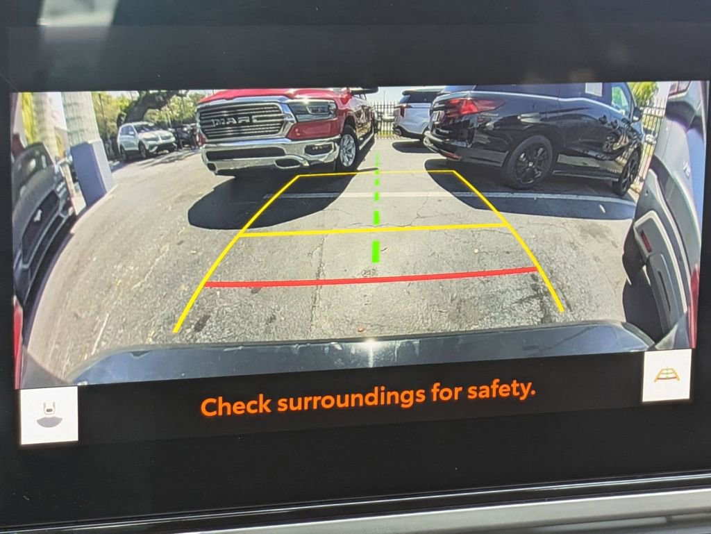 Used 2025 Toyota Camry LE image 18