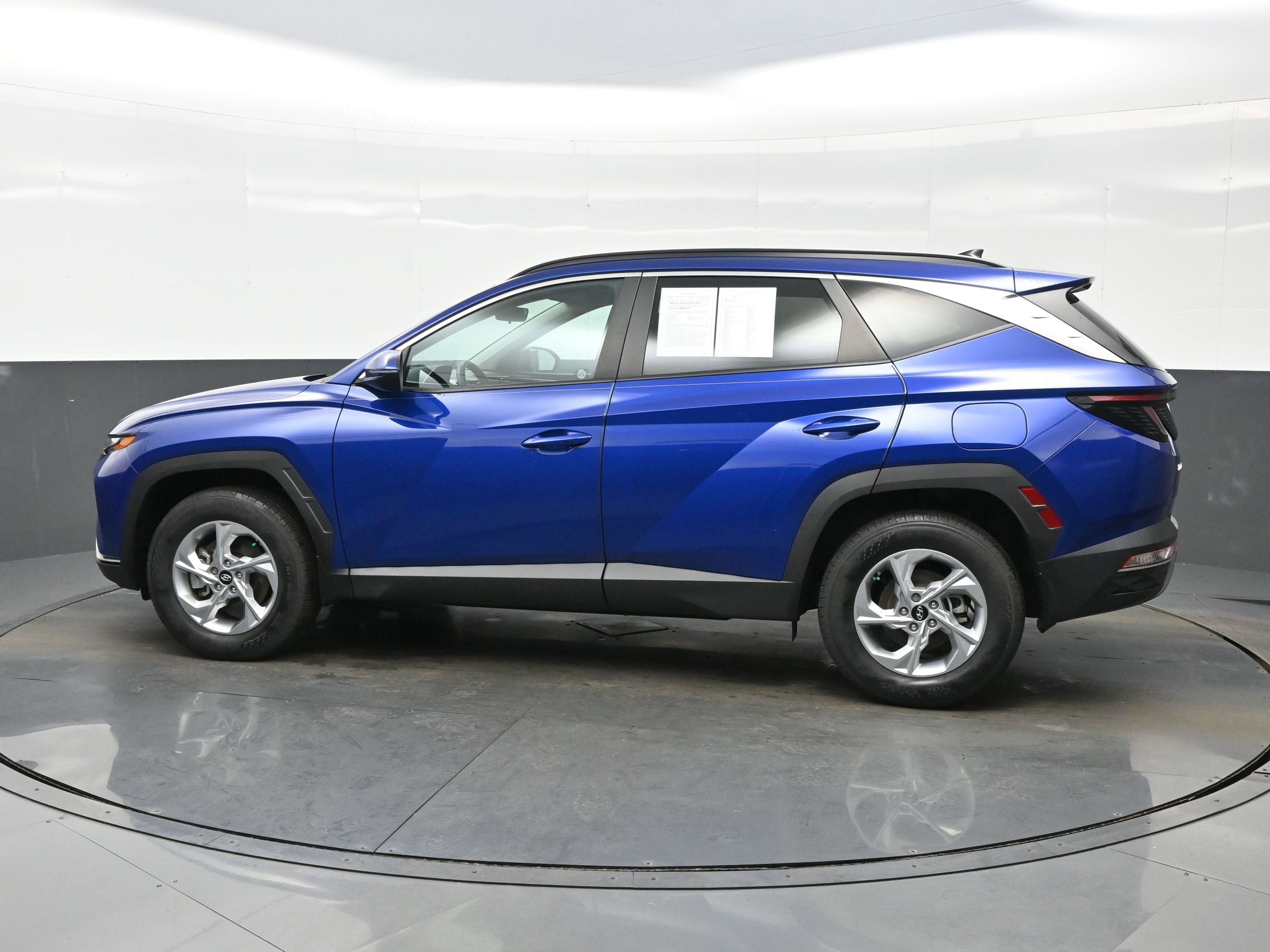 Used 2022 Hyundai Tucson SEL w/ Cargo Package image 3