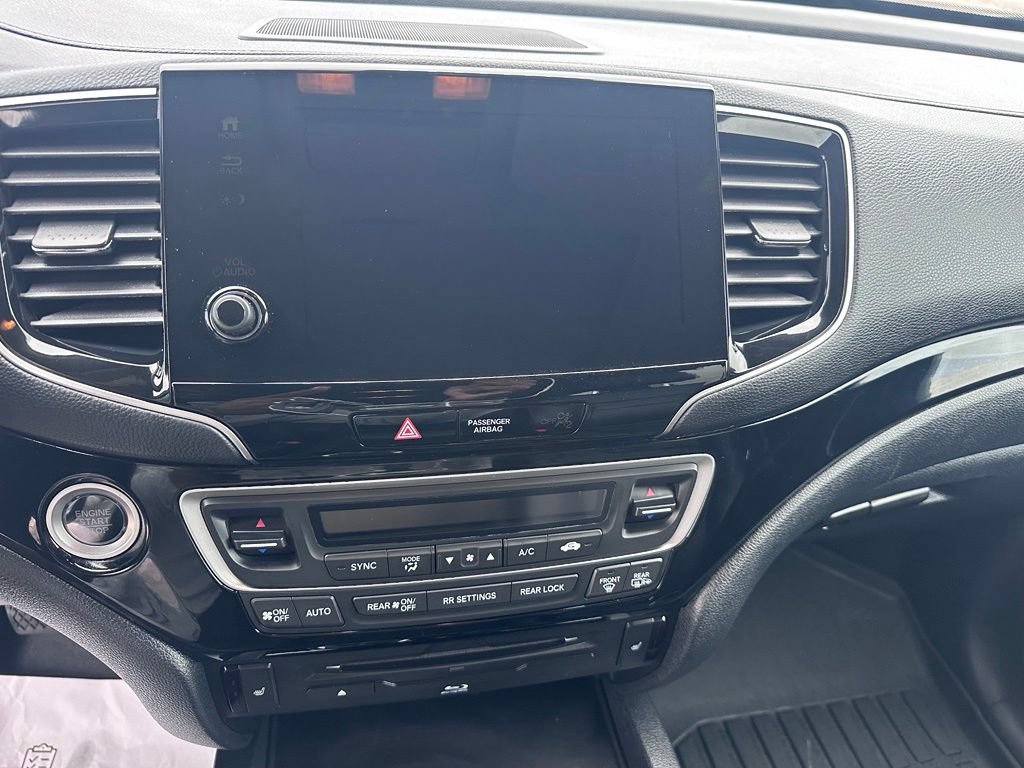 Used 2022 Honda Pilot Touring image 18