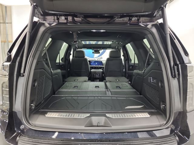 New 2026 Chevrolet Tahoe Premier w/ Sun And Tow Package AWD/4WD image 8